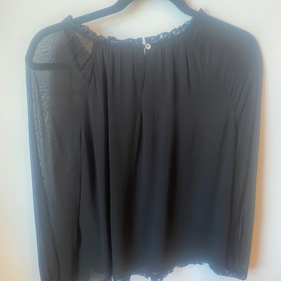 Velvet by Graham & Spencer Black Blouse - Picture 4 of 7